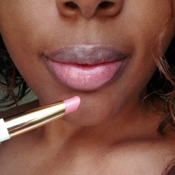 Swatch lèvres rose naturelle